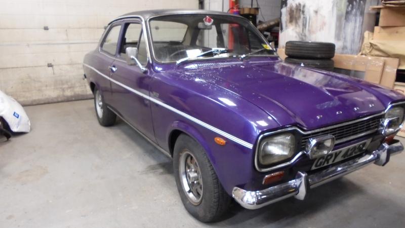 FORD ESCORT 1300E